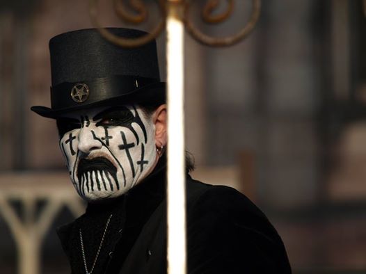elderly king diamond